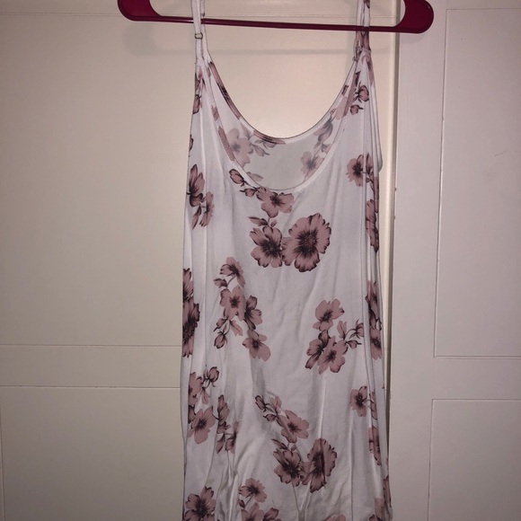 Brandy Melville dress - Picture 2 of 3